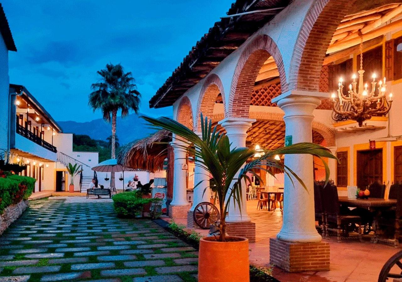 Hotel Santa Barbara Colonial - Santa Fe De Antioquia Exterior foto